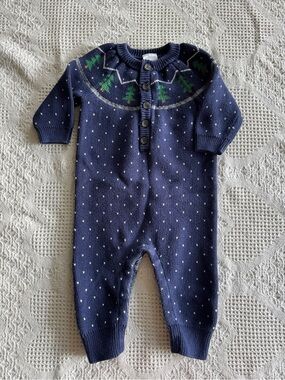 Hanna Andersson Christmas Cotton Outfit
12/18 months